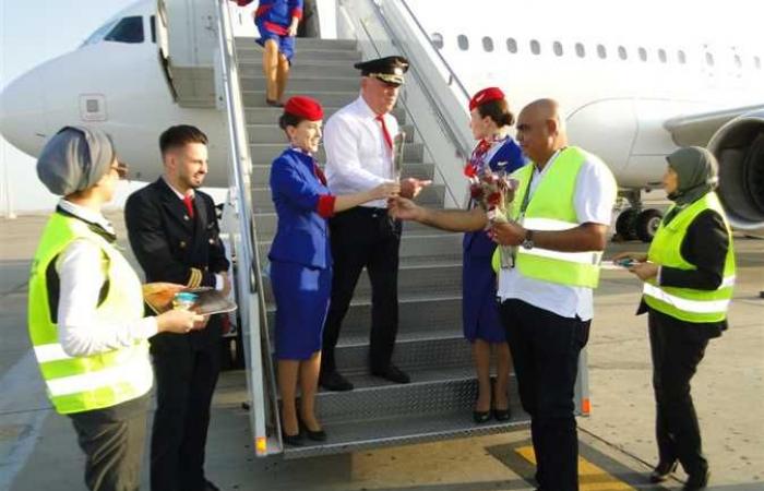 بمدافع المياه.. مطار مرسى علم الدولي يستقبل أول رحلة قادمة من مولدوفا (صور)