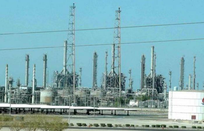 شركة البترول الكويتية تعلن السيطرة الكاملة على حريق مصفاة الأحمدي
