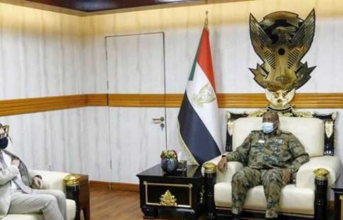 تفاصيل لقاء البرهان مع رئيس البعثة الأممية المتكاملة للمساعدة في الانتقال في السودان