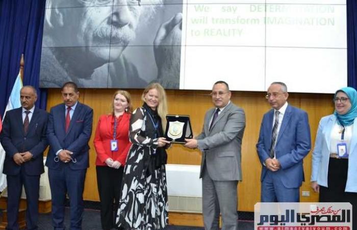 رئيس جامعة الإسكندرية يفتتح المؤتمر الدولي للابتكارات الطبية والتمريضية (صور)