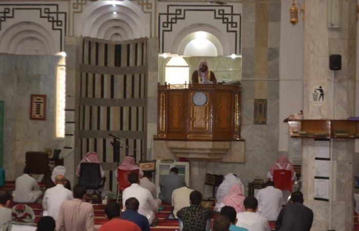 "مستشفى صامطة" يواصل جولاته الميدانية للتوعية بالإجراءات الاحترازية بمساجد المحافظة