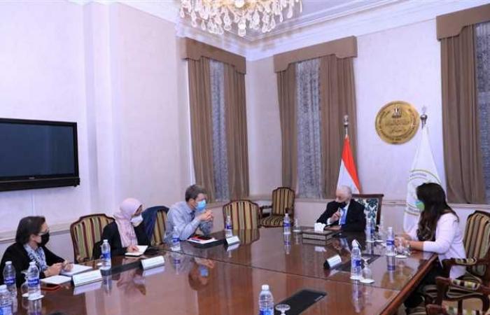 شوقي يستعرض مع مسؤولي البنك الدولي تجربة مصر في تطوير التعليم