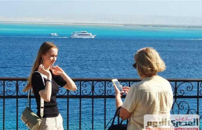 مقترح برلماني بالشيوخ لإنشاء تطبيق إلكتروني يشمل جميع المعلومات السياحية عن مصر