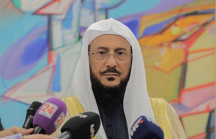"آل الشيخ": قياد السعودية تحمل لواء محاربة استغلال الدين لمآرب شخصية وسياسية
