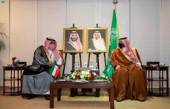 وزير الداخلية يبحث مع نظيره الكويتى تعزيز مسارات التعاون الأمني بين البلدين