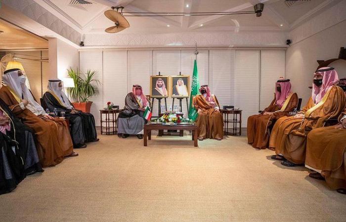 وزير الداخلية يبحث مع نظيره الكويتى تعزيز مسارات التعاون الأمني بين البلدين