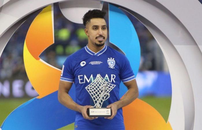 لاعب الهلال "سالم الدوسري" ..  أفضل لاعب في دوري أبطال آسيا 2021