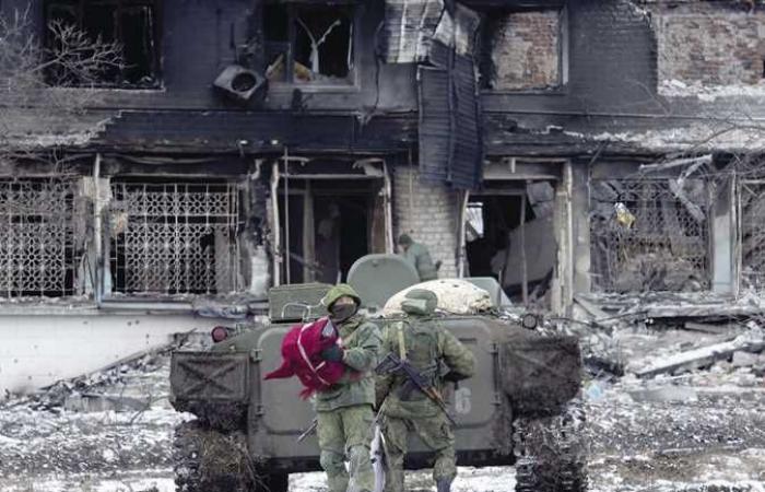 مقتل 9 في ضربة جوية على برج تلفزيوني بشمال أوكرانيا