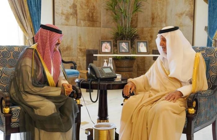 أمير مكة يستقبل القنصل الكويتي