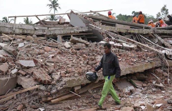 ارتفاع حصيلة قتلى زلزال إندونيسيا