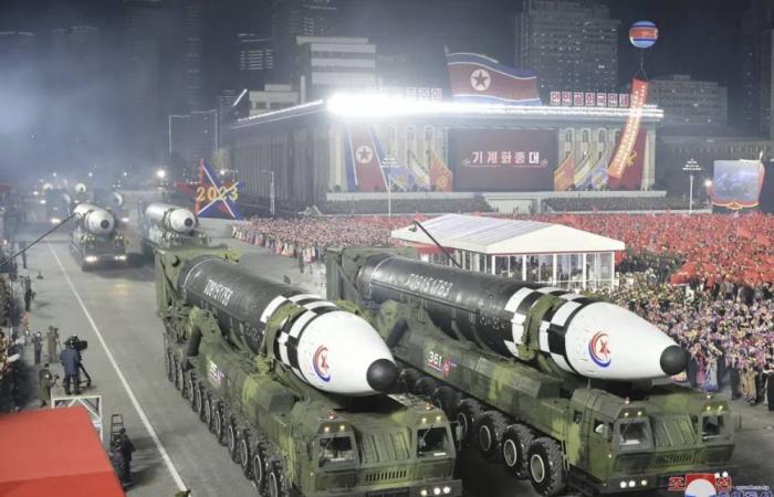 كوريا الشمالية تطلق صاروخا جديدا