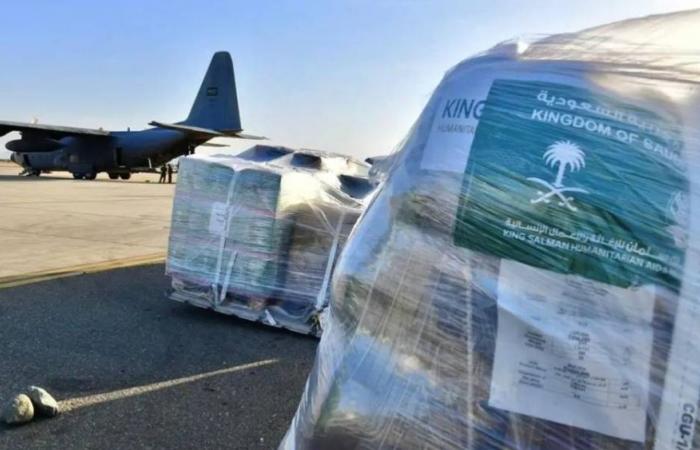 وصول رابع الطائرات الإغاثية السعودية إلى السودان