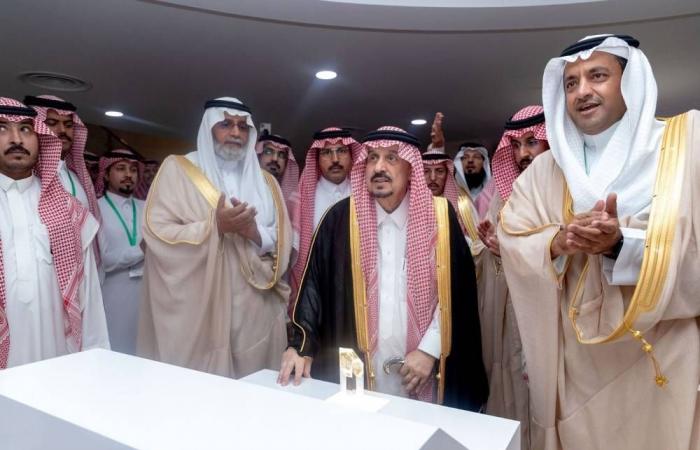 امير الرياض يدشن مشاريع تعليمية وبلدية بمبلغ 200 مليون ريال 