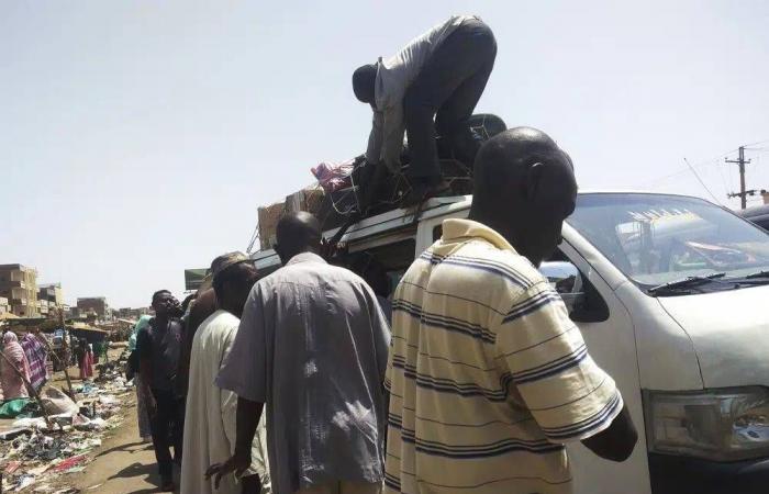 معارك السودان تستمر مع مطالب الإغاثة والتمويل