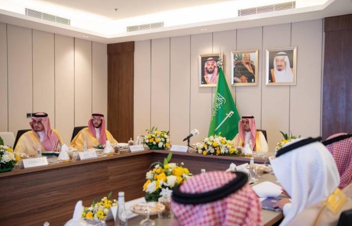 الأمير سعود بن مشعل يطلع على أعمال هيئة تطوير مكة