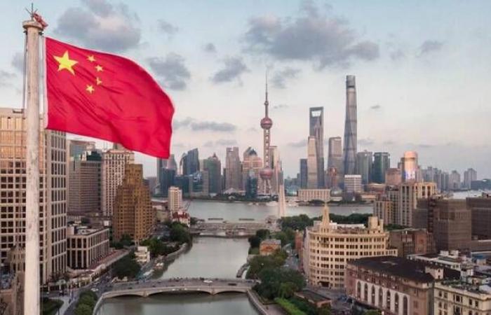 استثمارات الأجانب في الصين تتراجع 38% مع انعدام اليقين بشأن النمو