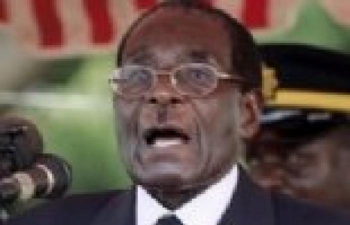 موجابي يصدق على دستور زيمبابوي الجديد