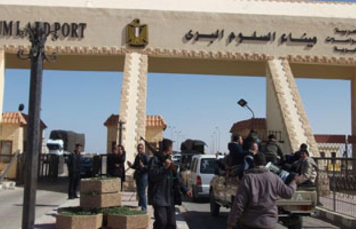 ليبيون: غياب الأجهزة الليبية على الحدود مع مصر يربك السفر والبضائع
