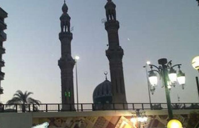 مكبرات الصوت ومنشورات بمساجد المحلة تدعو لعدم سداد فواتير الكهرباء