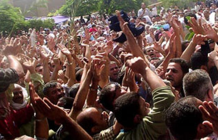 "عمال الإسكندرية" يطالب بحل مشكلة عاملى "كابو" بعد توقف الشركة