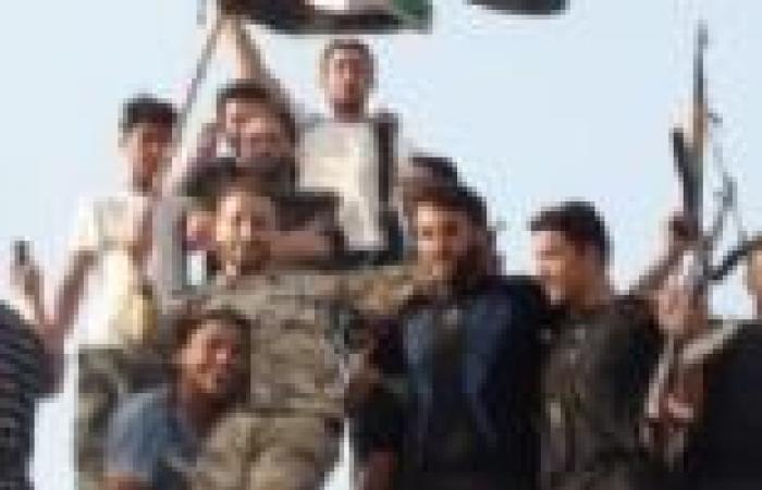قادة في الجيش السوري الحر يحضرون ندوة في تركيا