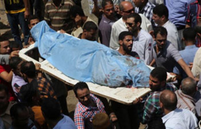 دفن جثمان أحد ضحايا الإخوان فى أحداث "رابعة" بكفر الشيخ