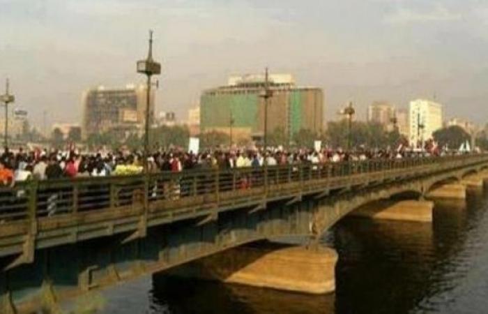وقفة بالأكفان والمشانق الرمزية على "قصر النيل" ضد إخلاء سبيل مبارك غدا