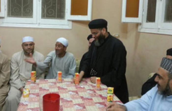 قساوسة فرشوط فى زيارة للجمعية الشرعية لتقديم الشكر للمسلمين