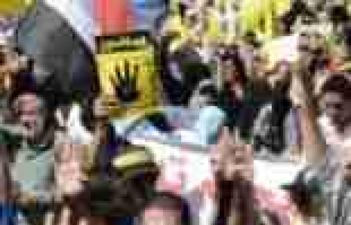 يوم دارسي "مضطرب" بالمنيا.. تظاهرات لمؤيدي المعزول.. و"التعليم": سنواجه التظاهرة بشدة