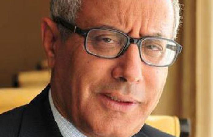 رئيس وزراء ليبيا يتهم نائبين برلمانيين بالتورط فى عملية خطفه