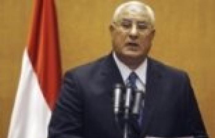 منصور يلتقي رئيس مجلس الأمة الكويتي ويعتمد 11 سفيرا غدا