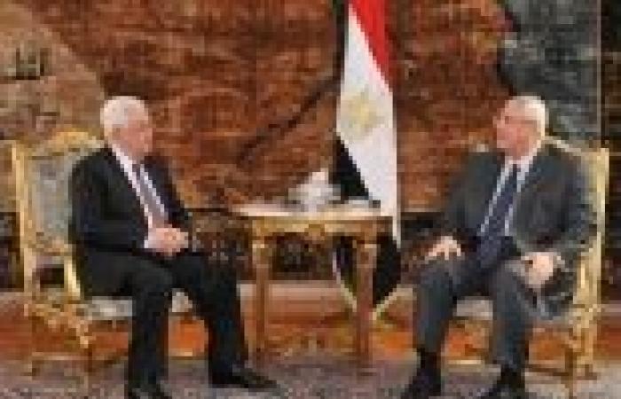 يديعوت أحرونوت: تعاون بين مصر وفتح لتدمير حماس