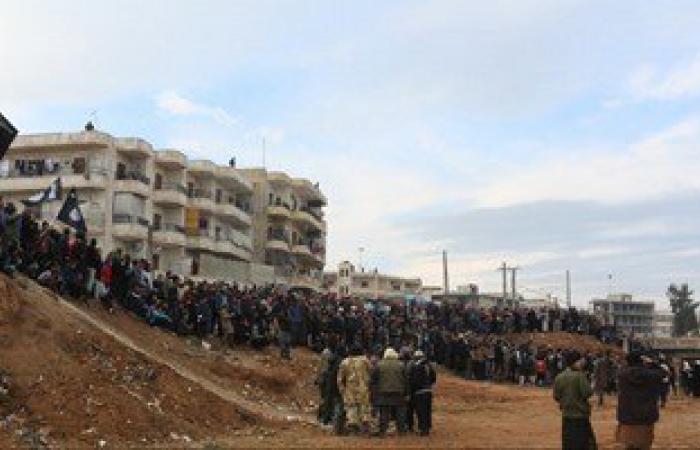 المرصد السورى: مقتل 10 على الأقل فى انفجار استهدف مسجدا بإدلب السورية