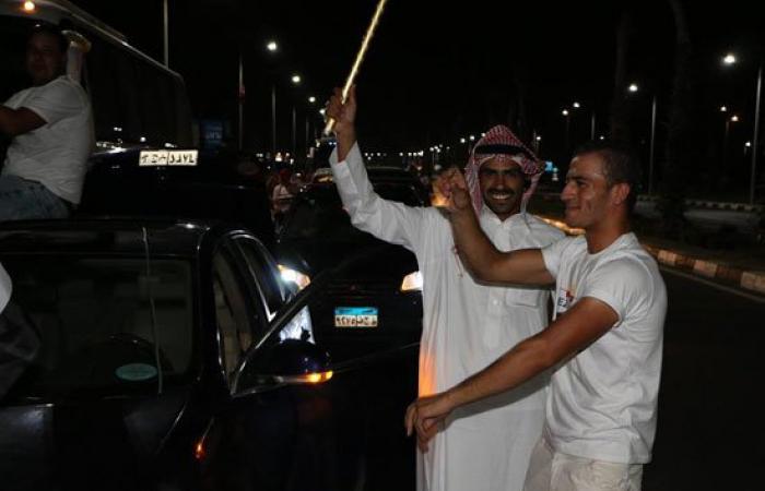 بالصور.. مسيرة تحتفل بافتتاح قناة السويس الجديدة فى مدينة شرم الشيخ