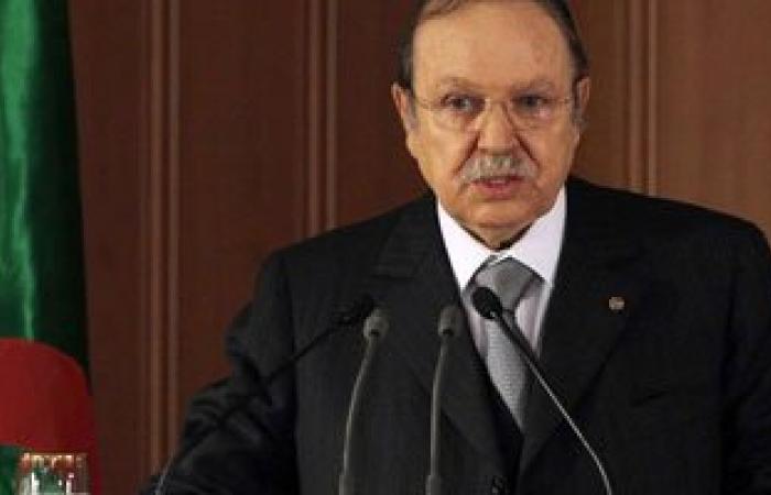 الجزائر تخلى سبيل مسئول مكافحة الإرهاب السابق بعد استجوابه