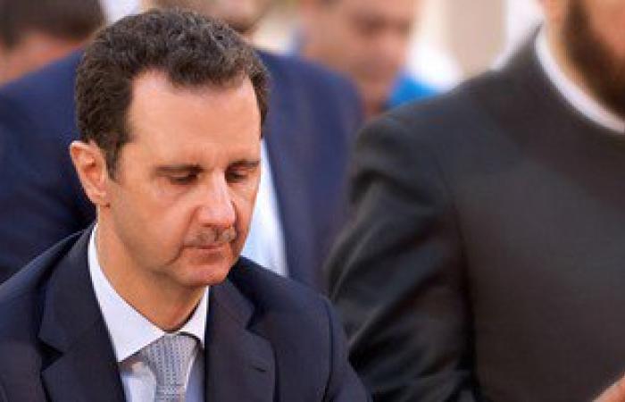بشار الأسد يتحدى الحرب السورية.. ويؤدى صلاة العيد بـ"حمص"