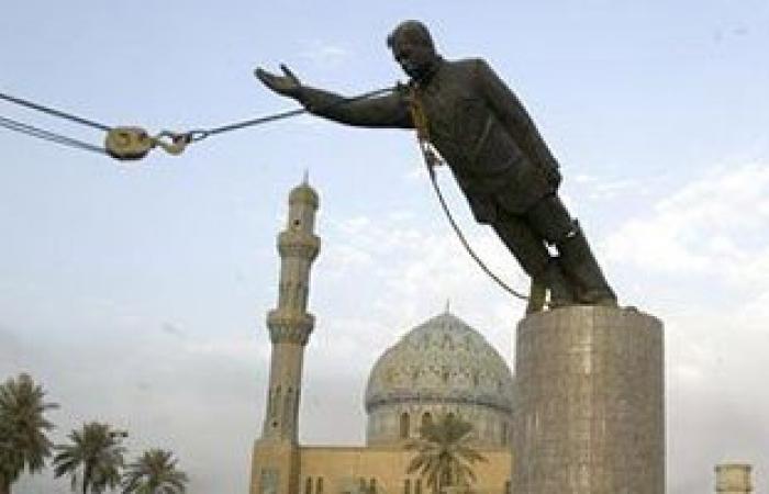 عراقى حطم تمثال صدام حسين: ندمان ويجب محاكمة "تونى بلير"