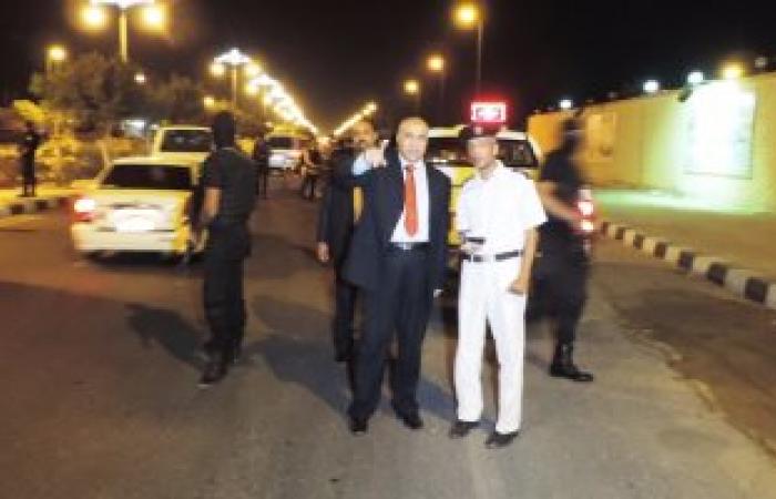 بالصور.. مدير أمن مطروح يقود حملة مرورية مسائية وضبط 469 مخالفة