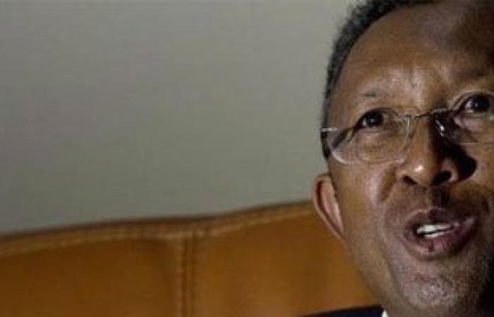 رئيس مدغشقر يستقبل محلب ويبلغه تقديره للرئيس السيسى