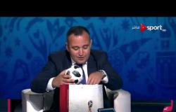 مدير المراكز الثقافية الروسية بمصر يهدي برنامج روسيا 2018 هدية بمناسبة المونديال