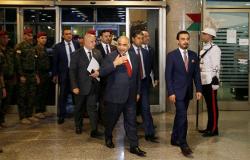في زيارة مفاجئة... رئيس الوزراء العراقي يتفقد "مدينة الاحتجاجات"