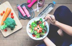 5 تطبيقات هامة تساعدك على اختيار الأكل الصحي وفقدان الوزن…