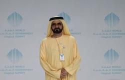 محمد بن راشد وكبار مسؤولي الإمارات يجتمعون بوزير الدفاع العماني