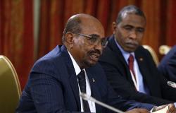 البشير يصدر توجيهات عاجلة ويتحدث عن "حرب" يخوضها السودان