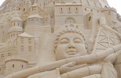 كشف أسباب عرض نسخة مقلدة لتمثال "بوذا" في الإمارات