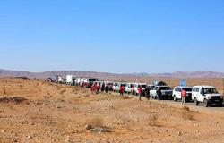 وصول دفعة جديدة من محتجزي الركبان إلى ممر جليغم في البادية السورية