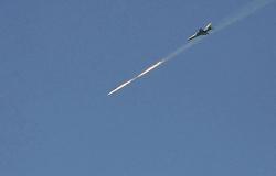 الجيش السوري يقصف "النصرة" بريف حماة... والطيران يغير على أهداف لـ"داعش"