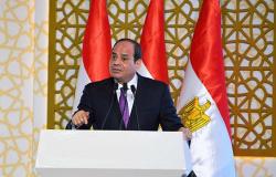 الرئيس المصري يوضح سبب نجاح "أوبر" وفشل النقل العام في بلاده (فيديو)
