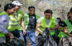 الأمير حسين يشارك المتطوعين في الحملة الوطنية للنظافة العامة وحماية البيئة