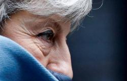 تقارير: رئيسة وزراء بريطانيا قد تعلن استقالتها غداً